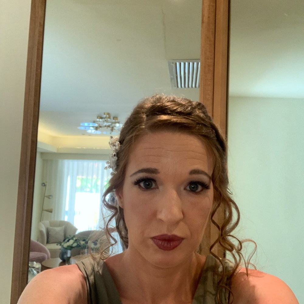 Meet your Posher, Michelle
